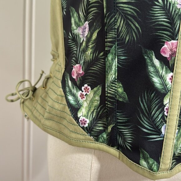 NWT Corset Story Tapestry Inspired Floral Green Zip Up Corset Top size 34” - Picture 8 of 11